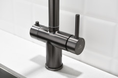 Смеситель для кухни GANZER GZ16036-Q, с подключением к фильтру, с выдвижным изливом, графит