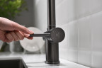 Смеситель для кухни GANZER GZ16036-Q, с подключением к фильтру, с выдвижным изливом, графит