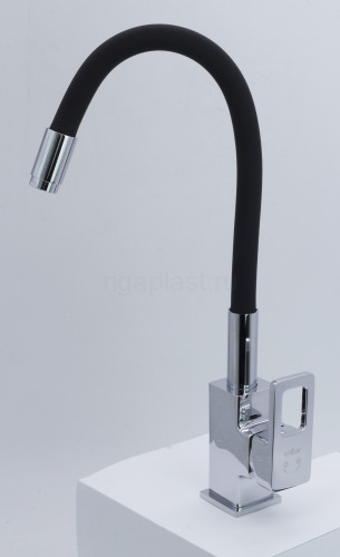 Смеситель для кухни ViEiR V353521-C, с гибким изливом, черный
