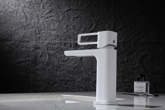 Смеситель для раковины GANZER GZ12111-F, белый
