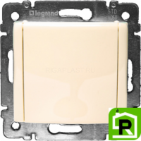Розетка Legrand Valena с заземлением, крышкой (слоновая кость) 774322