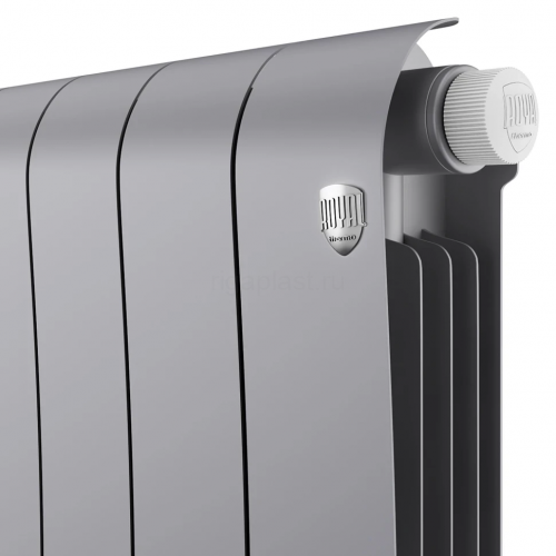Радиатор биметаллический Royal Thermo Infinity 300 Silver Satin 8 секций, нижнее подключение VR80