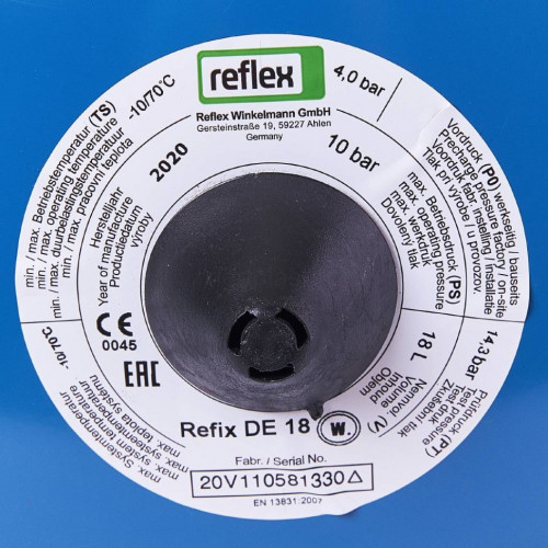 Бак расширительный для водоснабжения DE 18 Reflex