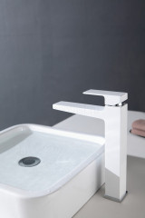 Смеситель для раковины-чаши ViEiR V393512-F, белый